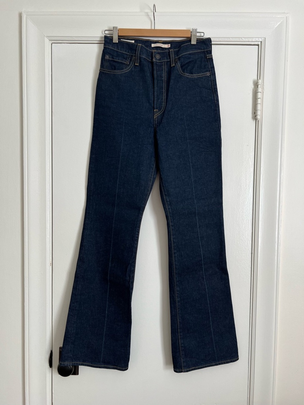 Levi’s Ribcage Bootcut high-rise jeans 100% cotton dark wash size 28 - Picture 3 of 9